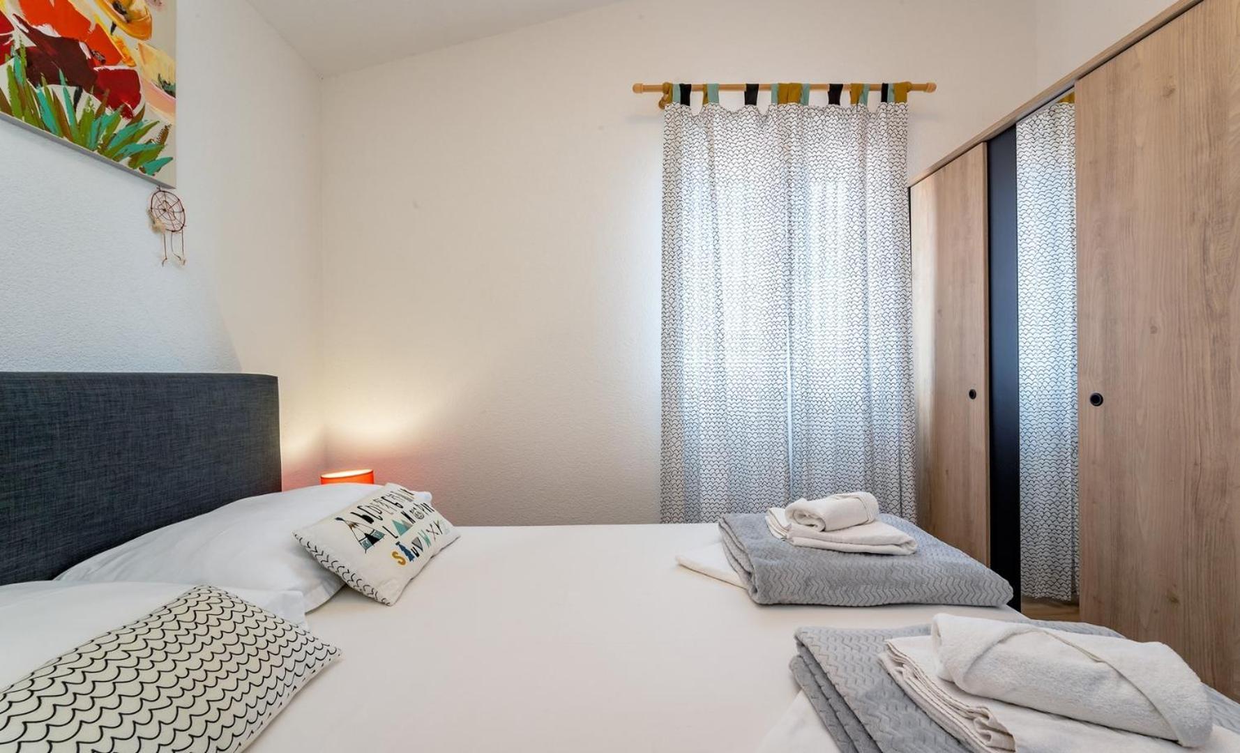 Sea Flower Beachfront Villa Севид Экстерьер фото