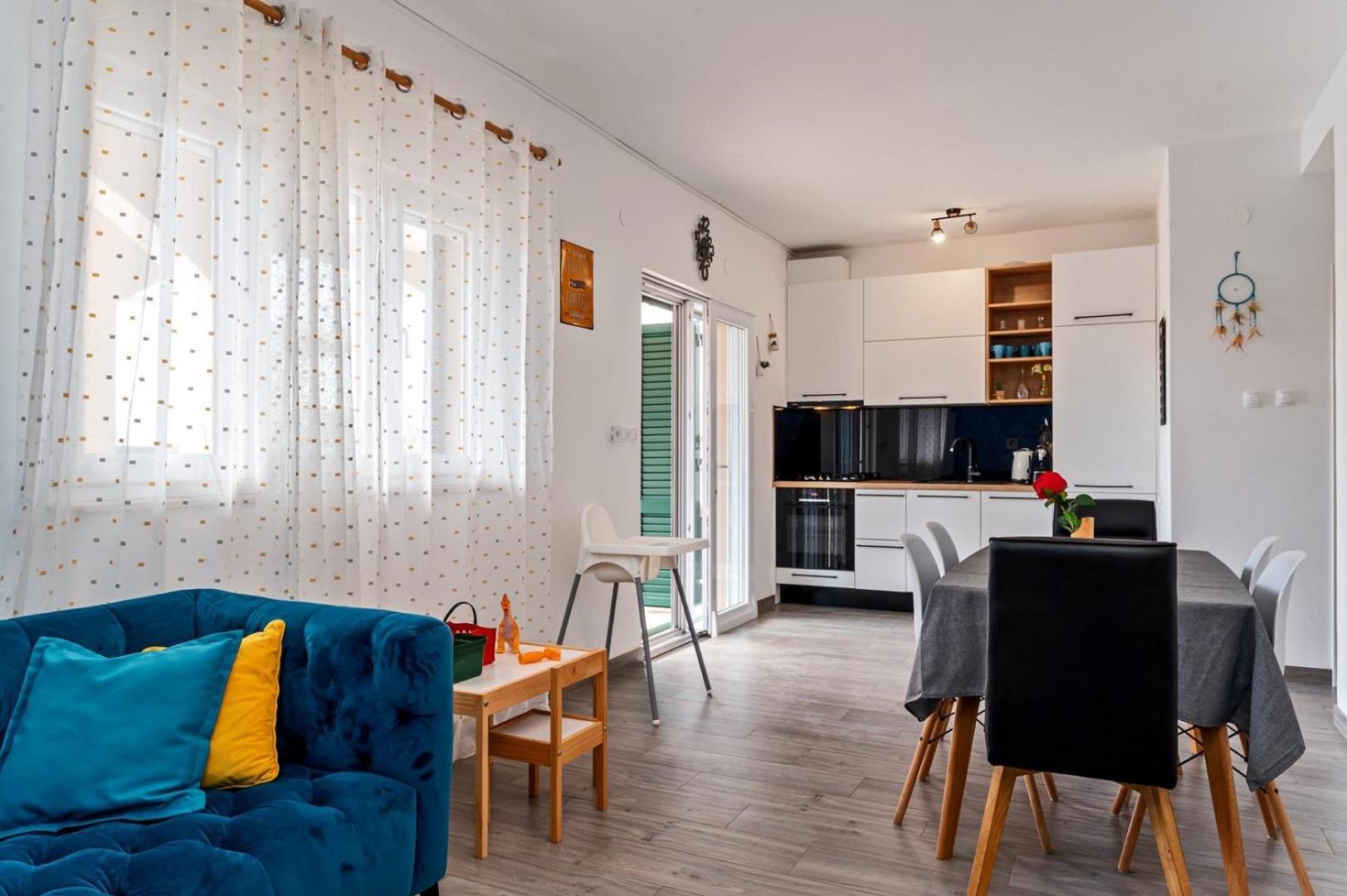 Sea Flower Beachfront Villa Севид Экстерьер фото